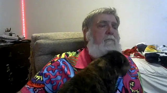 Snapshot of viejo_oso chatting on 05-23-26, 09:19 viejo oso online show from 05-23-26, 09:19