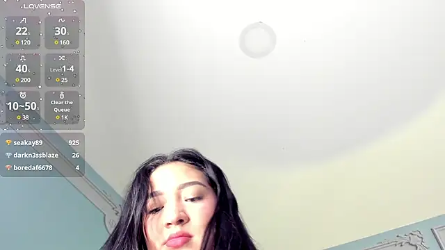 Snapshot of stefany_duque1_ chatting on 01-25-25, 06:12 stefany duque1  online show from 01-25-25, 06:12