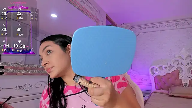 Snapshot of stefany_duque1_ chatting on 02-14-25, 02:50 stefany duque1  online show from 02-14-25, 02:50