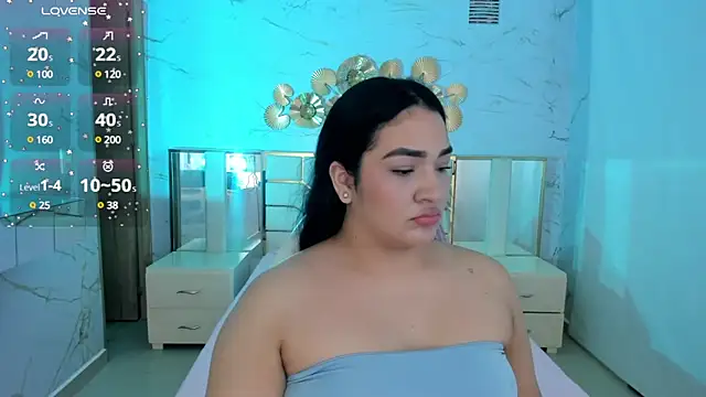 Snapshot of stefany_duque1_ chatting on 03-08-25, 06:10 stefany duque1  online show from 03-08-25, 06:10