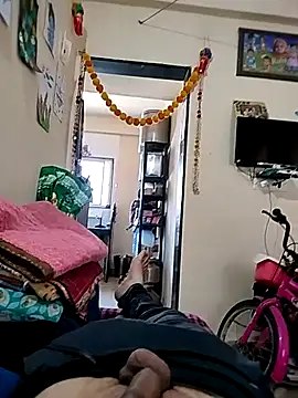 Snapshot of hot_punekar chatting on 11-22-25, 07:18 hot punekar online show from 11-22-25, 07:18