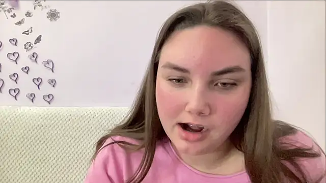 Snapshot of Dreamyblushfairy chatting on 02-06-25, 03:20 Dreamyblushfairy online show from 02-06-25, 03:20