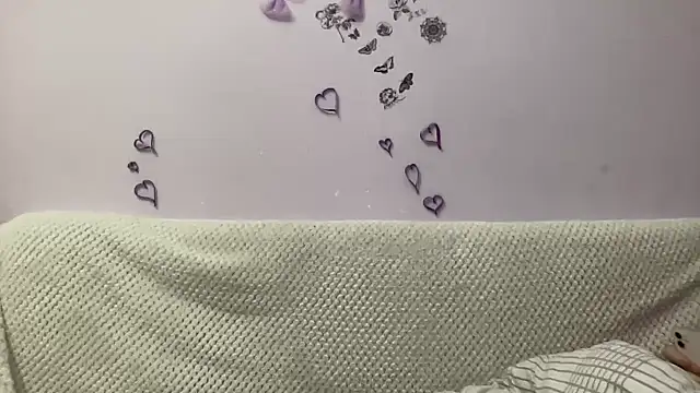 Snapshot of Dreamyblushfairy chatting on 03-16-25, 06:44 Dreamyblushfairy online show from 03-16-25, 06:44