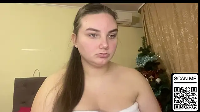 Snapshot of Dreamyblushfairy chatting on 12-19-25, 05:53 Dreamyblushfairy online show from 12-19-25, 05:53