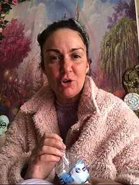 Snapshot of BELLAMORGANE1 chatting on 11-30-25, 10:52 BELLAMORGANE1 online show from 11-30-25, 10:52