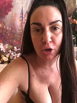 Snapshot of BELLAMORGANE1 chatting on 01-18-26, 02:43 BELLAMORGANE1 online show from 01-18-26, 02:43