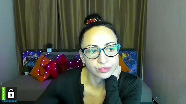 Arianasweety23 online show from 01-23-25, 03:43