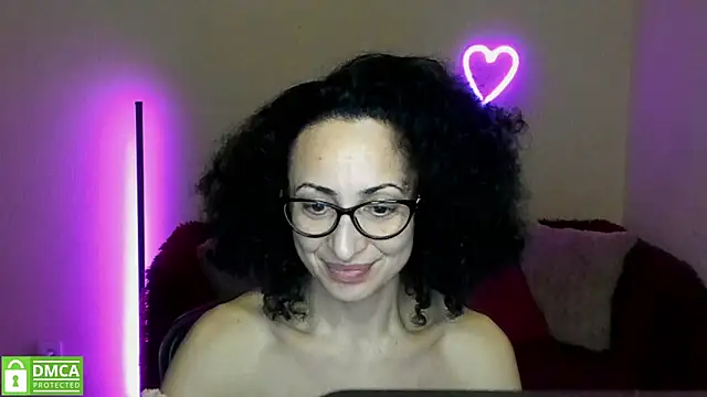 Arianasweety23 online show from 03-09-25, 12:31