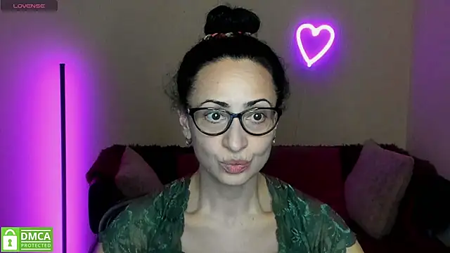 Arianasweety23 online show from 03-11-25, 06:30