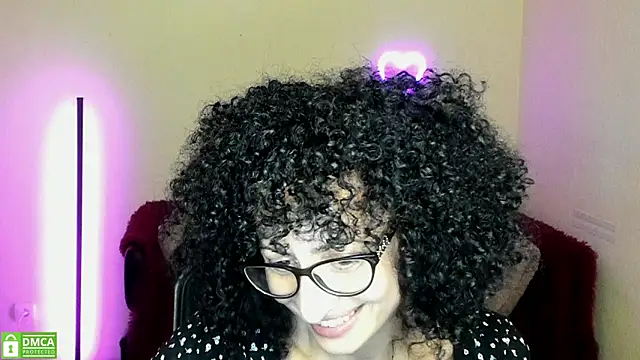 Arianasweety23 online show from 09-12-25, 05:40