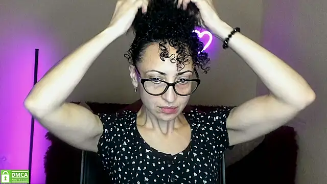 Arianasweety23 online show from 09-16-25, 05:25