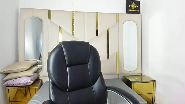 IsabellRodriguez18 online show from 02-04-26, 04:29