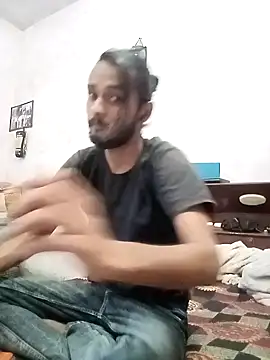 IamRentedBoybfriend online show from 02-11-25, 05:18