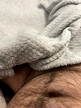 22TT2295 online show from 10-30-25, 04:36