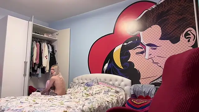 Snapshot of yunasuka chatting on 03-15-25, 06:32 yunasuka online show from 03-15-25, 06:32