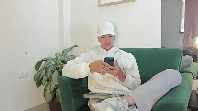 two milkyway online show from 11-13-25, 12:48