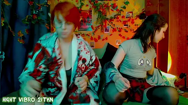 Snapshot of TrickyKitsune chatting on 10-26-25, 03:40 TrickyKitsune online show from 10-26-25, 03:40