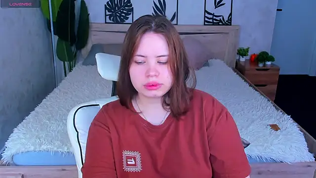 Snapshot of EricaElliott chatting on 04-27-26, 03:04 EricaElliott online show from 04-27-26, 03:04