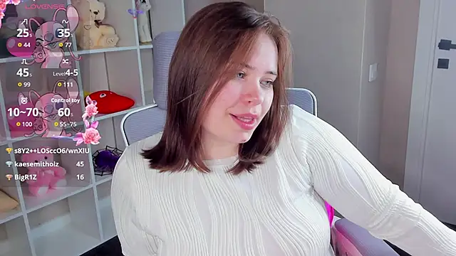 Snapshot of EricaElliott chatting on 04-29-26, 05:30 EricaElliott online show from 04-29-26, 05:30
