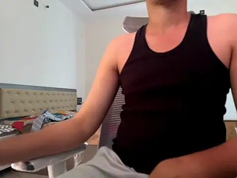 Snapshot of thewhitedickboyx1 chatting on 01-10-25, 08:51 thewhitedickboyx1 online show from 01-10-25, 08:51