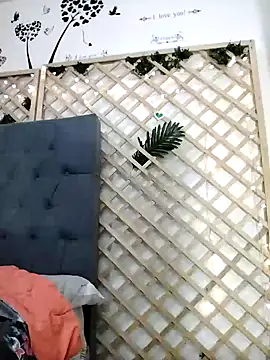 Snapshot of Mia_WAll chatting on 12-30-24, 05:58 Mia WAll online show from 12-30-24, 05:58