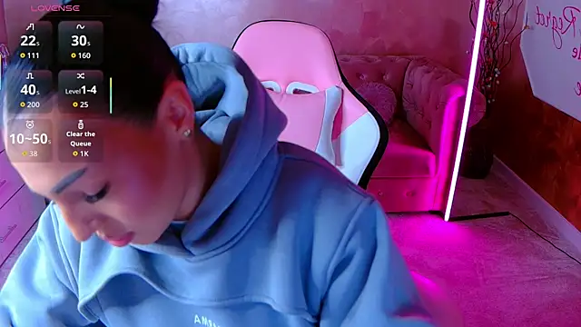 Snapshot of evanew_ chatting on 01-06-26, 05:27 evanew online show from 01-06-26, 05:27