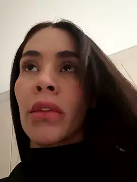 Snapshot of Karol_Towers chatting on 01-07-26, 02:41 Karol Towers online show from 01-07-26, 02:41