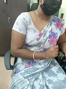 Snapshot of Tamil_roja69 chatting on 06-01-26, 01:24 Tamil roja69 online show from 06-01-26, 01:24