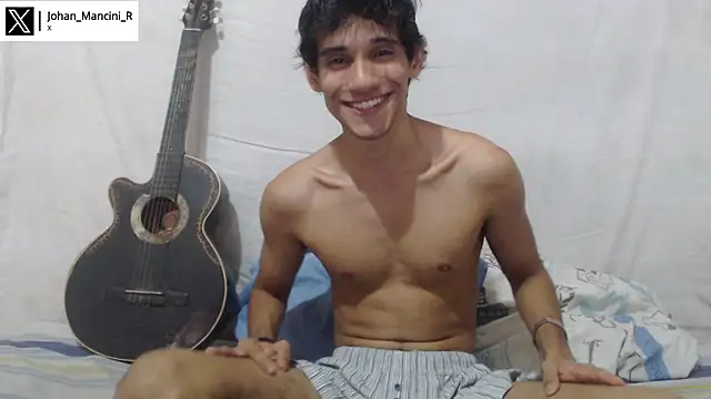 Snapshot of Johan_Mancini_R chatting on 12-21-25, 03:41 Johan Mancini R online show from 12-21-25, 03:41