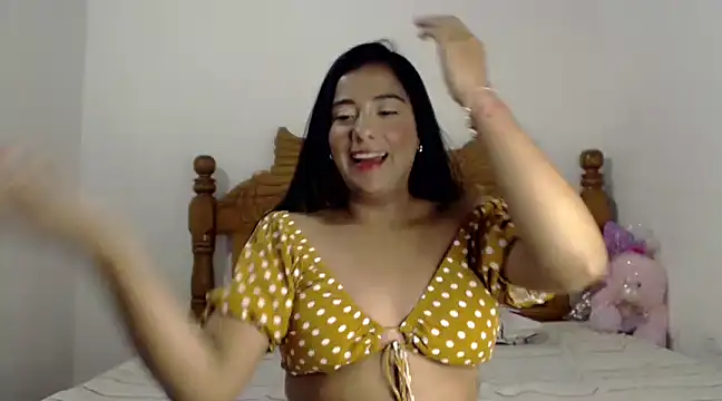 Coral0403 online show from 01-11-25, 12:44