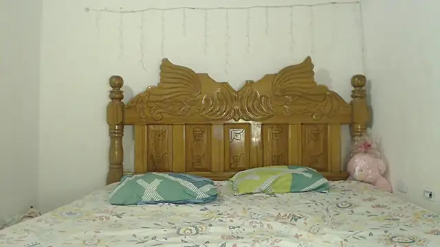 Coral0403 online show from 02-27-25, 11:37