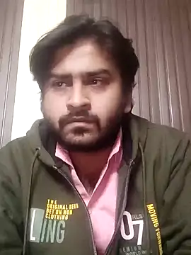 Snapshot of indihotguy chatting on 01-17-25, 12:52 indihotguy online show from 01-17-25, 12:52