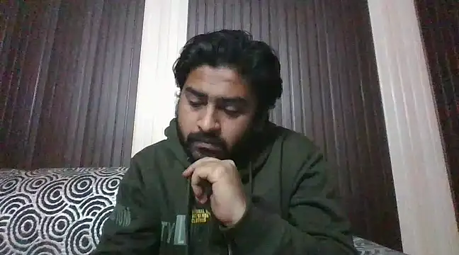 Snapshot of indihotguy chatting on 01-23-25, 01:45 indihotguy online show from 01-23-25, 01:45