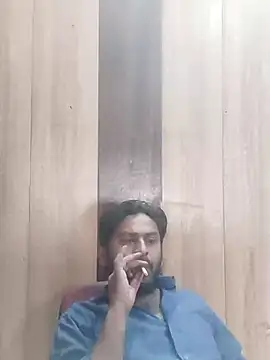 Snapshot of indihotguy chatting on 03-12-25, 09:34 indihotguy online show from 03-12-25, 09:34