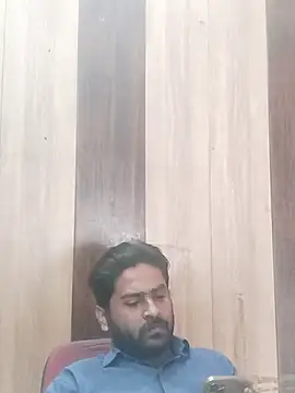 Snapshot of indihotguy chatting on 03-13-25, 08:59 indihotguy online show from 03-13-25, 08:59