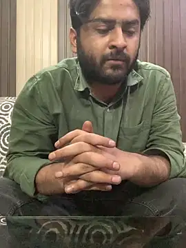 Snapshot of indihotguy chatting on 03-16-25, 06:12 indihotguy online show from 03-16-25, 06:12