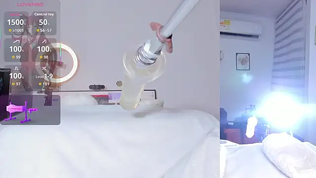 Maria Jones  online show from 10-11-25, 01:27