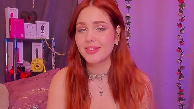 AliceOfWonders online show from 03-19-25, 07:40