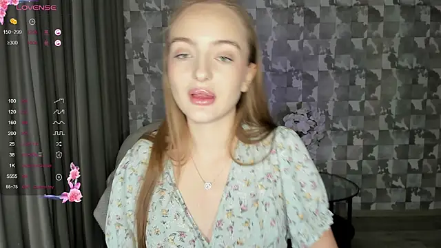 Snapshot of A_delina chatting on 01-26-25, 02:19 A delina online show from 01-26-25, 02:19