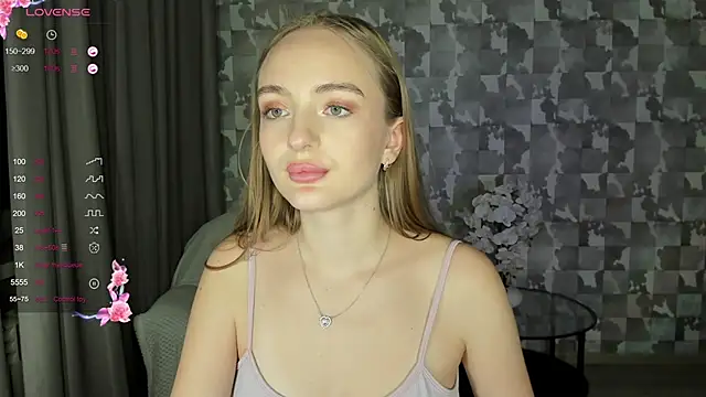 Snapshot of A_delina chatting on 02-08-25, 09:36 A delina online show from 02-08-25, 09:36