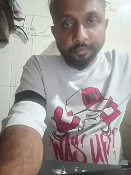 Snapshot of carria_homes chatting on 02-14-26, 08:49 carria homes online show from 02-14-26, 08:49