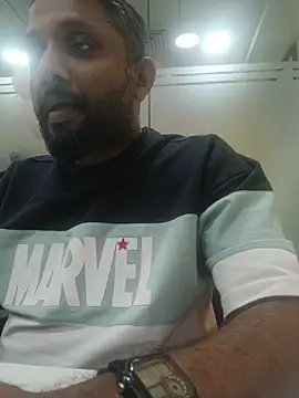 Snapshot of carria_homes chatting on 03-06-26, 02:13 carria homes online show from 03-06-26, 02:13