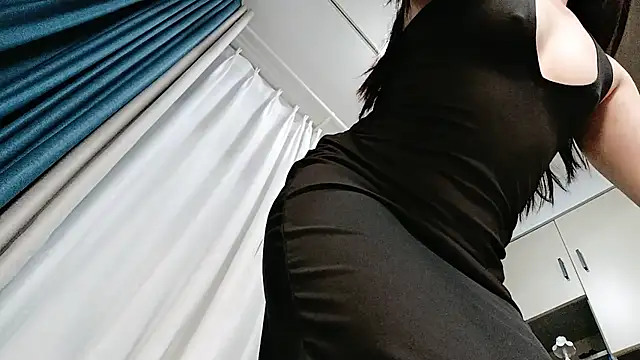 Snapshot of Caicai-a chatting on 02-10-25, 04:25 Caicai-a online show from 02-10-25, 04:25