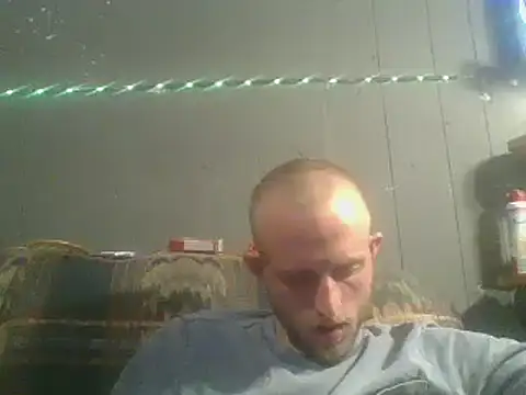 Snapshot of 618fuckupp chatting on 03-13-25, 06:26 618fuckupp online show from 03-13-25, 06:26