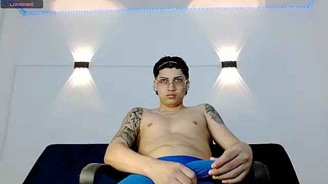 Snapshot of Br4ndxpimm chatting on 11-07-25, 03:34 Br4ndxpimm online show from 11-07-25, 03:34