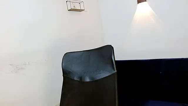 Snapshot of Br4ndxpimm chatting on 11-26-25, 02:29 Br4ndxpimm online show from 11-26-25, 02:29