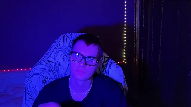 Snapshot of Leonnextdoor chatting on 01-13-25, 11:08 Leonnextdoor online show from 01-13-25, 11:08