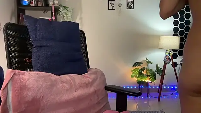 roseofvenom online show from 12-05-25, 08:38