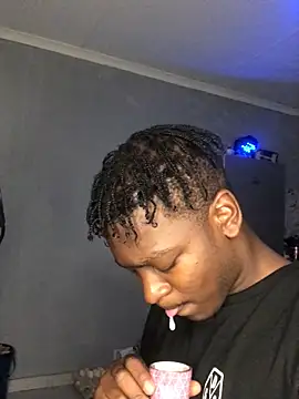 Redfucks333 online show from 04-12-26, 07:41