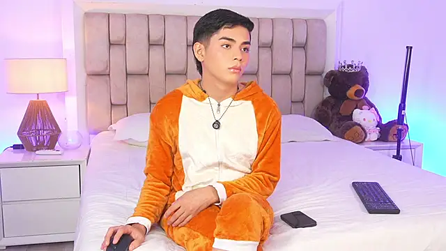 Maxi little online show from 03-11-26, 08:37